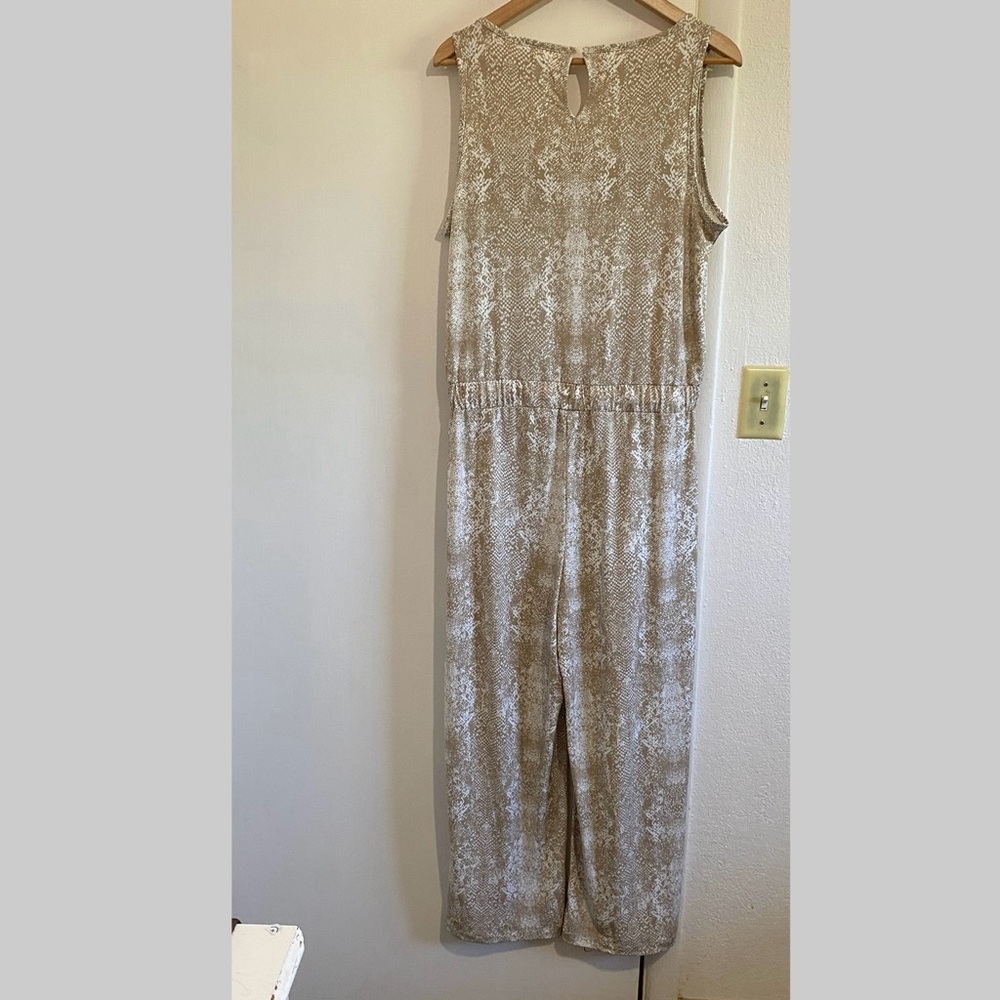 Juicy Couture Desert Dusk Snake Print Jumpsuit Sleeveless Beaded Sz M Preppy - Picture 8 of 11
